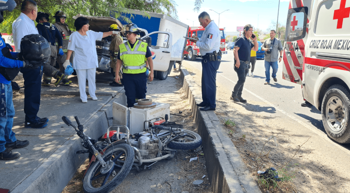Muere joven motociclista tras choque con camión de Pepsi en Hermosillo