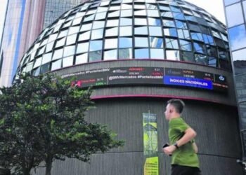 La Bolsa Mexicana de Valores cae a su peor nivel en un año