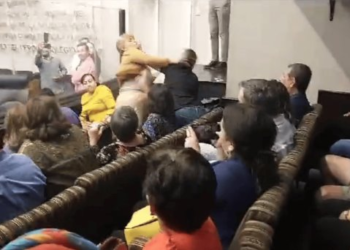 Comunicadoras protagonizan altercado en el Congreso de Sonora