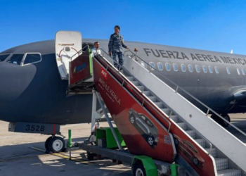 Llega a Israel primer avión de la FAM; mil mexicanos buscan regresar