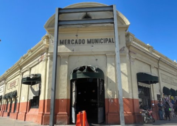 Retrasan cierre del Mercado Municipal de Hermosillo