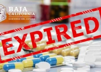 Denuncian al secretario de Salud por fármacos caducados