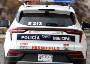 Cae ‘El Negro’ y ‘El Joker’  dos jovenes en posesion de auto robado, arma y drogas en Hermosillo