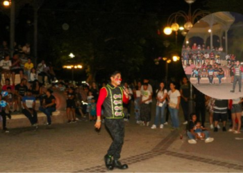 Gabriel dedica su vida a las ‘payasadas’ como el payaso Silvano