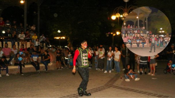 Gabriel dedica su vida a las ‘payasadas’ como el payaso Silvano Gabriel dedica su vida a las ‘payasadas’ como el payaso Silvano