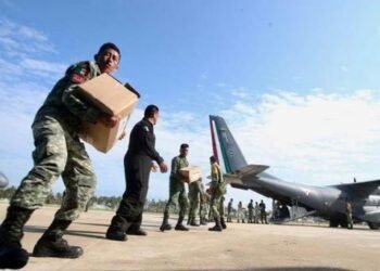Sedena activa puente aéreo para traslado de víveres para Acapulco