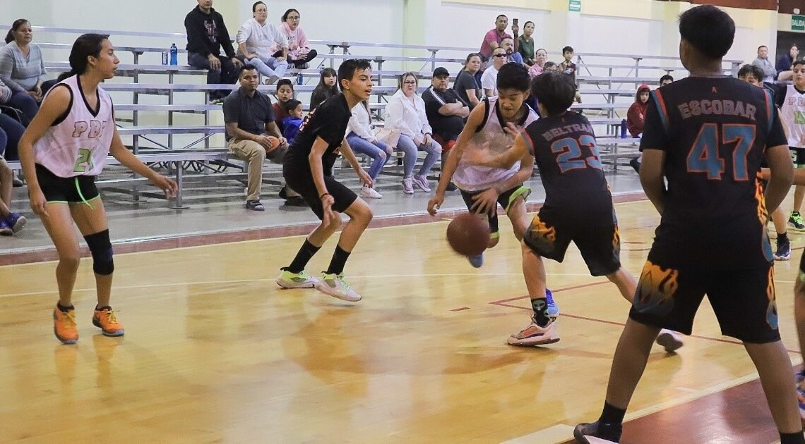 Potros cabalgan en secundaria del Torneo Navideño de Básquetbol
