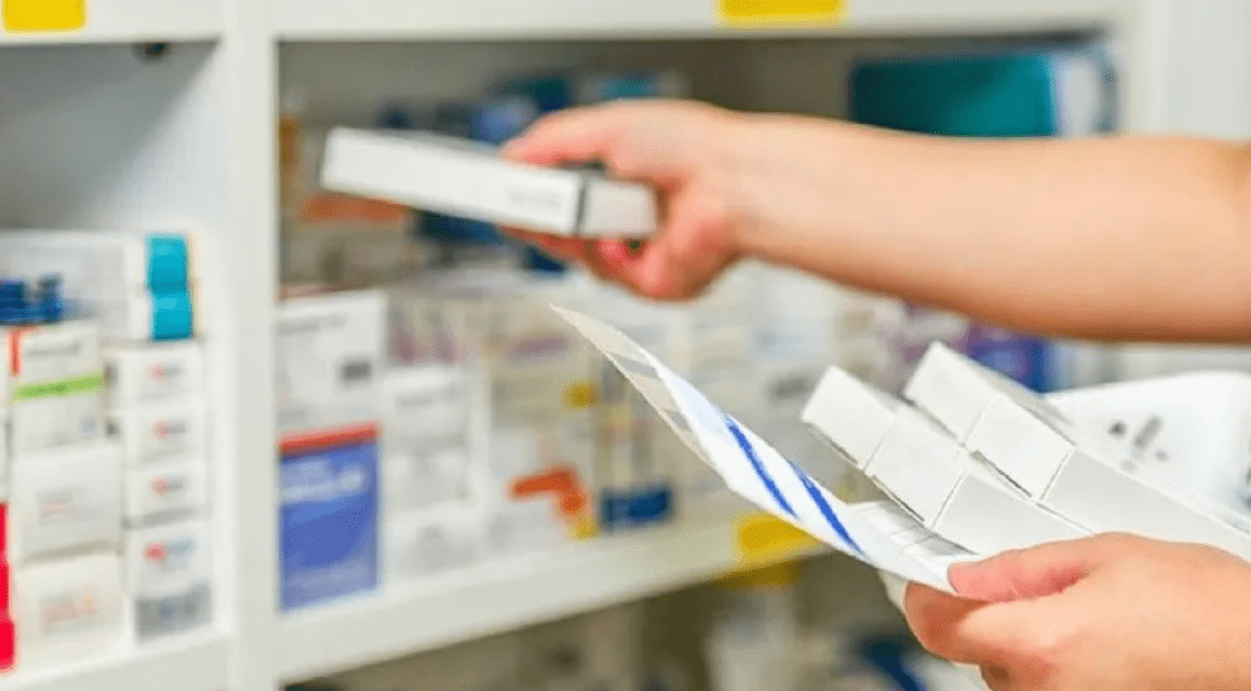 “Mega farmacia” será inaugurada en diciembre y será operada por Birmex: AMLO
