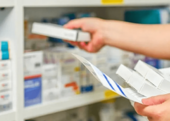 “Mega farmacia” será inaugurada en diciembre y será operada por Birmex: AMLO