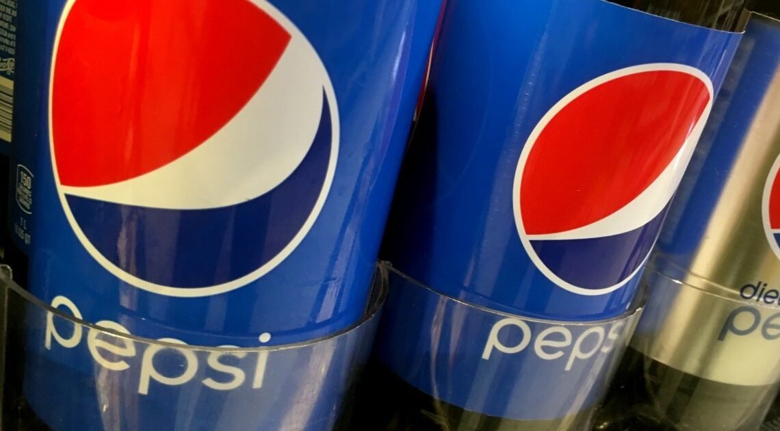 El estado de Nueva York demanda a PepsiCo por la contaminación por plásticos El estado de Nueva York demanda a PepsiCo por la contaminación por plásticos