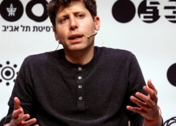 Decenas de empleados de OpenAI amenazan con renunciar y unirse a Microsoft