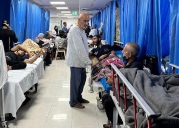 El caos que se vive en Al-Shifa, el hospital más grande de Gaza, paralizado en medio de la guerra entre Hamás e Israel