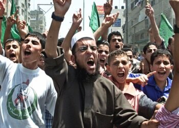 Universitarios palestinos son agredidos con armas de fuego en Estados Unidos