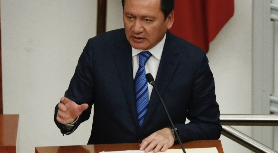 Osorio Chong asegura que las renuncias en el PRI van a continuar e insulta a Alejandro Moreno vía Twitter
