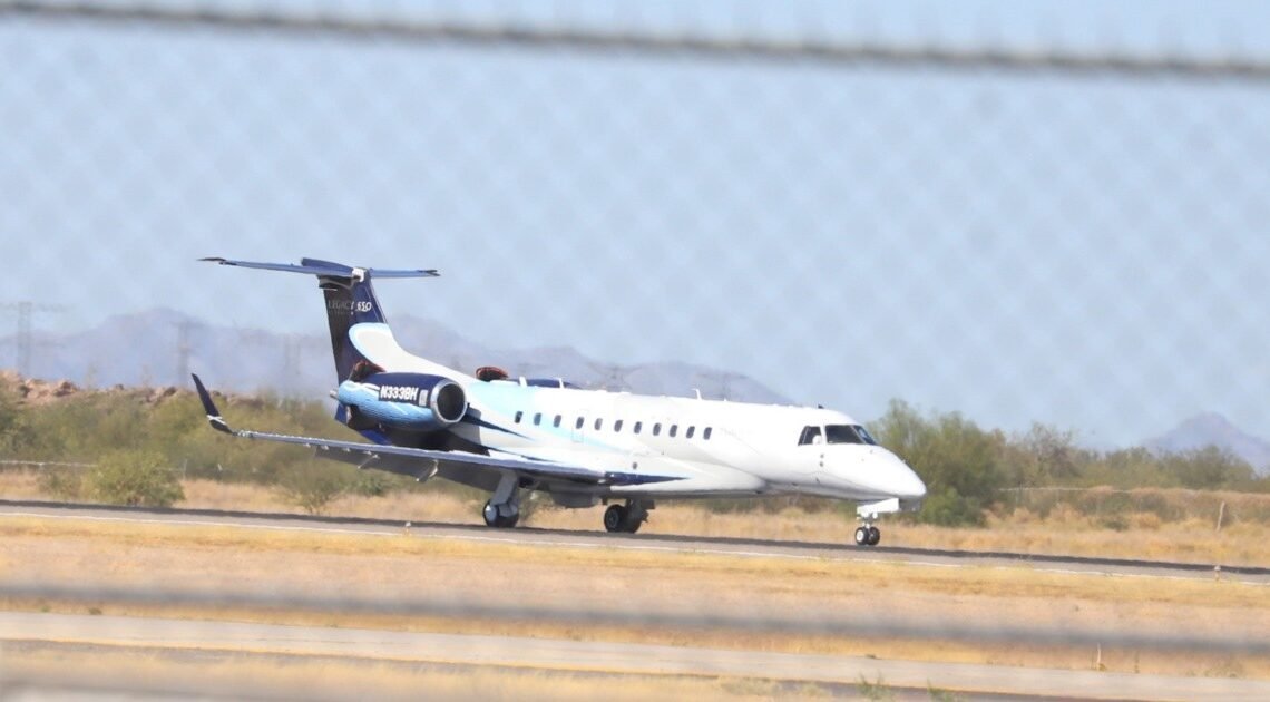 Mexicana de Aviación reduce a 9 sus destinos totales