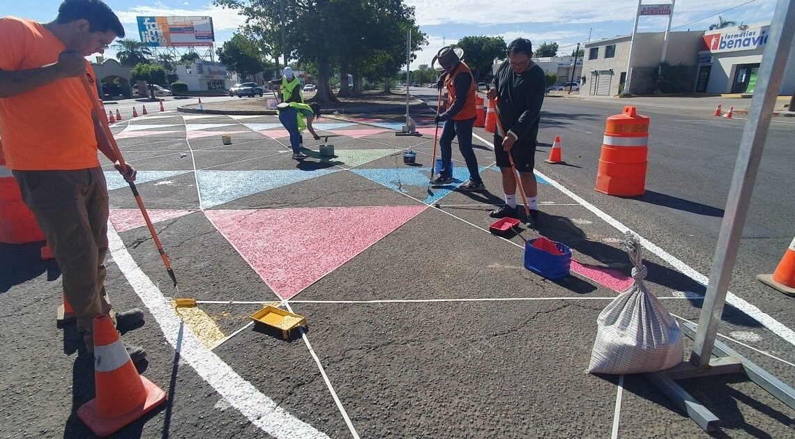 Delimitan resguardo peatonal en camellón del Morelos