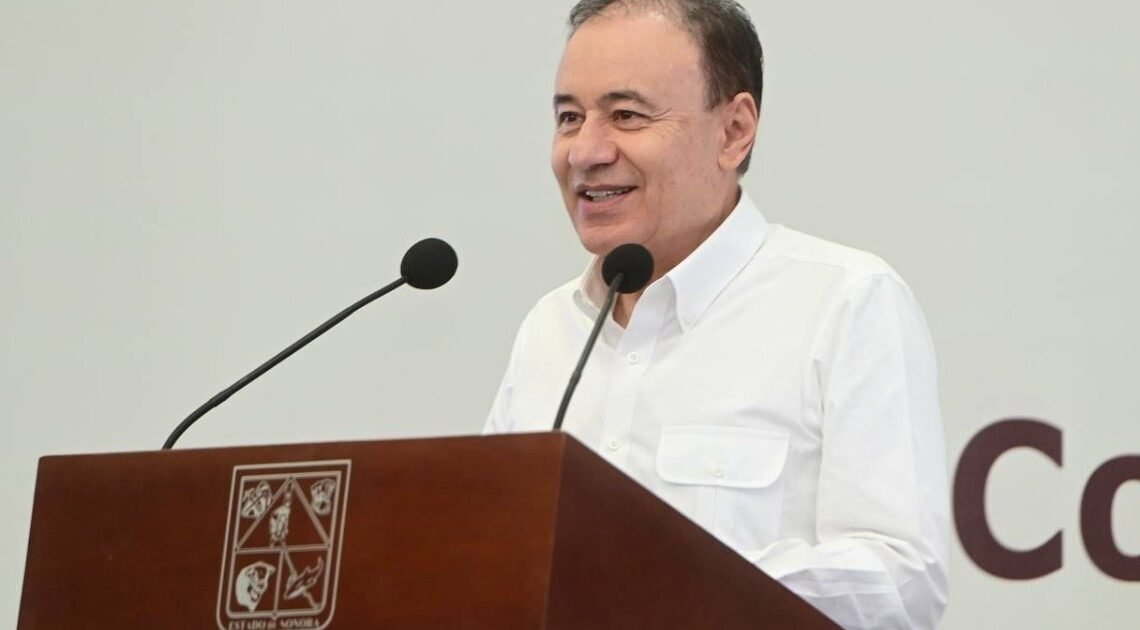 Durazo afirma que existen tres negociaciones para administrar Puerto de Guaymas