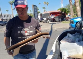 Hermosillo: Brandon ama brindar ayuda y también reciclar