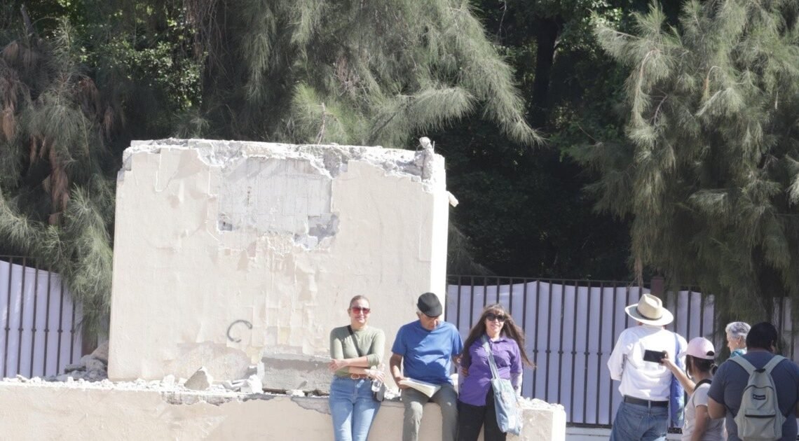 Hermosillo: Terminan de restaurar estatua de Jesús García que será reubicada al Cerro de la Campana Hermosillo: Terminan de restaurar estatua de Jesús García que será reubicada al Cerro de la Campana