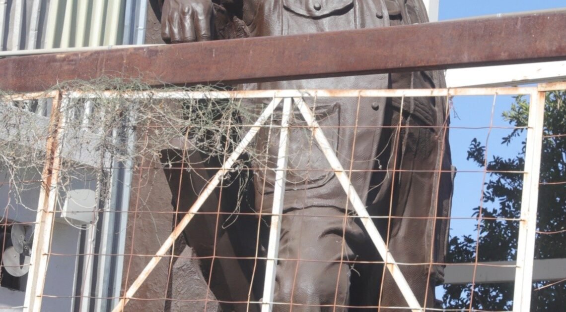 Restauración del monumento de Jesús García Corona: buscan el sitio ideal para colocarlo