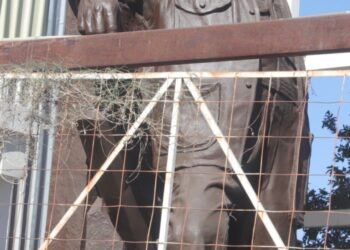 Restauración del monumento de Jesús García Corona: buscan el sitio ideal para colocarlo