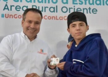 Recupera Antonio Astiazarán servicio de transporte escolar gratuito para alumnos del área rural de Hermosillo