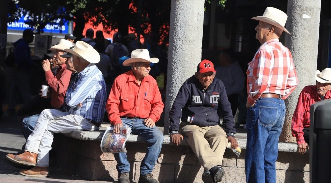 Hermosillo: Adultos mayores y clientes asiduos al Mercado buscarán otras plazas al comenzar la remodelación
