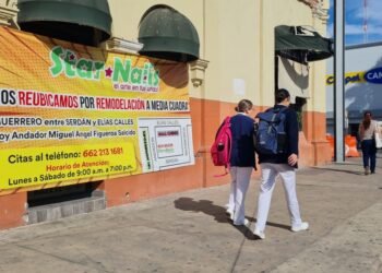 Inician con la mudanza locatarios del Mercado Municipal de Hermosillo