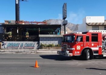 Incendio en el restaurante “Capitán Cahuama” del bulevar Morelos en Hermosillo