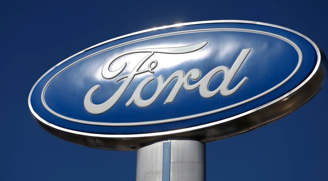 Cerrará Ford con una producción de 290 mil vehículos, 35% más que 2022