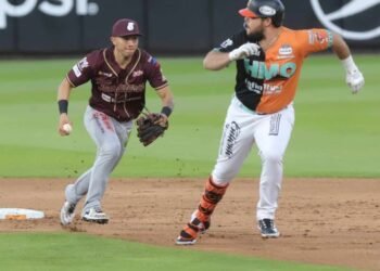 Naranjeros se queda corto ante Tomateros