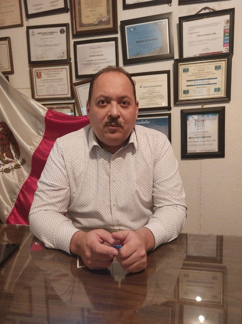 Juan Francisco Loureiro Esquer, director del albergue San Juan Bosco calificó como de insensibles y reprochables las prácticas disuasorias de las autoridades migratorias de ambos lados de la frontera.