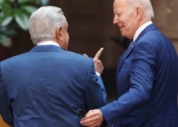 AMLO insiste en un plan de desarrollo con Joe Biden para detener la migración forzada