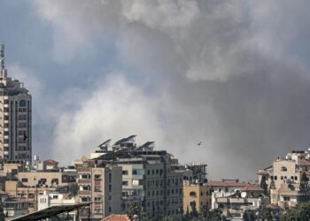 Al menos 50 muertos en un ataque de Israel a una escuela en Gaza