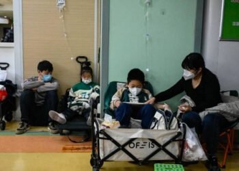 Alarma en China por un Brote de Neumonía Infantil: OMS Solicita Información Detallada