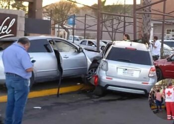 Aparatoso accidente automovilístico en bulevar Ganaderos