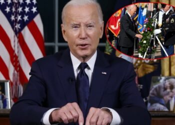 ¿Joe Biden se desorientó? Viralizan video de guardia de honor ayudando al presidente de EU en ceremonia