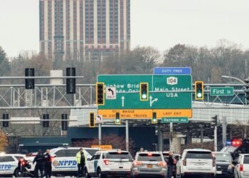 Autoridades de Nueva York descarta motivos terroristas en explosión de vehículo cerca de las Cataratas del Niágara