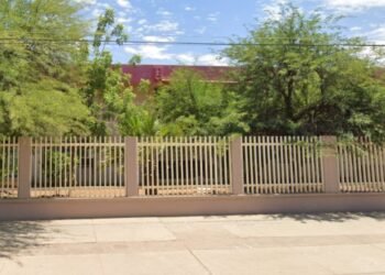 Arrestan a mujer por entrar a un Cecytes de Hermosillo para agredir a una estudiante
