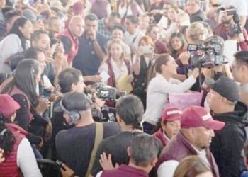 Claudia Sheinbaum se reúne con más de 100 mil militantes en una semana