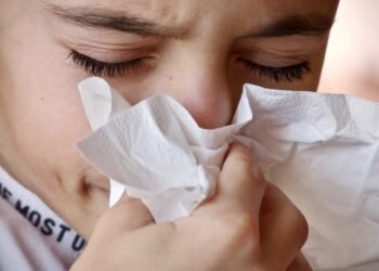 Aumenta en un 30% el riesgo de enfermedades respiratorias en temporada invernal en México: Alertan expertos