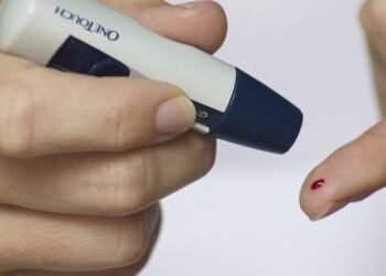 Se enfrentan policías a diabetes e hipertensión
