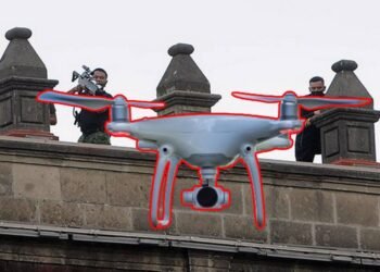 ¿Cómo será la prohibición de drones y castigos tras sobrevuelos en Palacio Nacional, según Reforma?