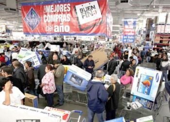 Reportan tiendas llenas por El Buen Fin 2023