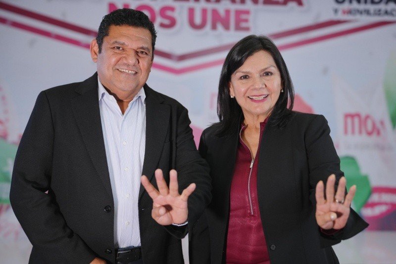 Javier May y Yolanda Osuna. Javier May y Yolanda Osuna.
