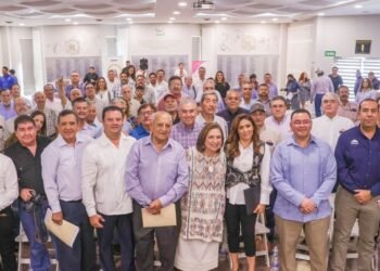 Ofrece Xóchitl Gálvez su último informe como senadora en Sonora