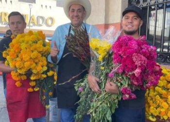 Flores y familia de tradición