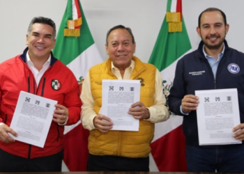 PRD sí va con el Frente; registran alianza con PRI y PAN ante el INE