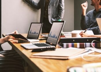 Jornada laboral de 40 horas: Aceleran proceso para su aprobación