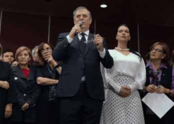 Marcelo Ebrard confirma que seguirá en Morena; hubo acuerdos con Sheinbaum